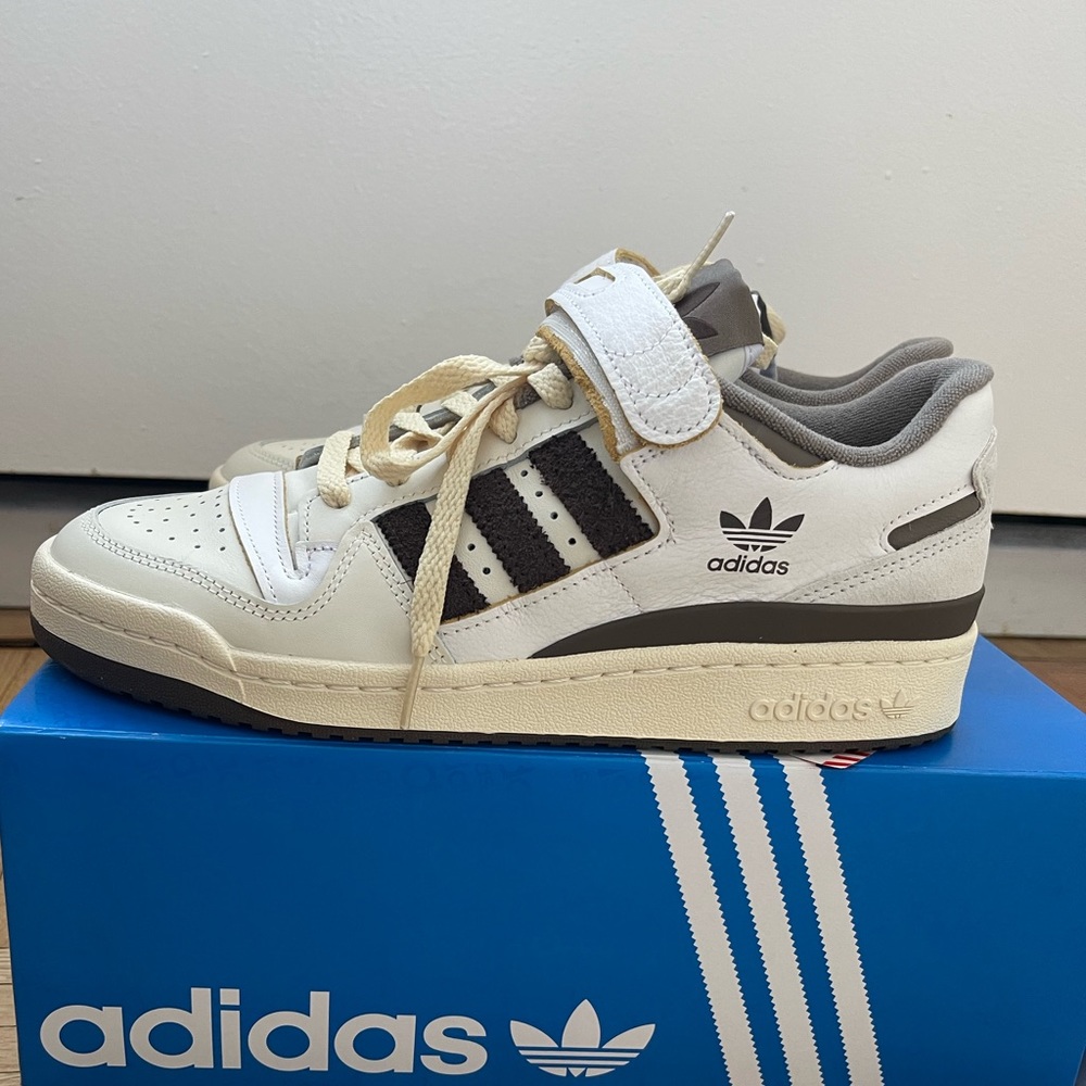 Adidas FORUM 84 LOW 'OFF WHITE BROWN' size 7UK